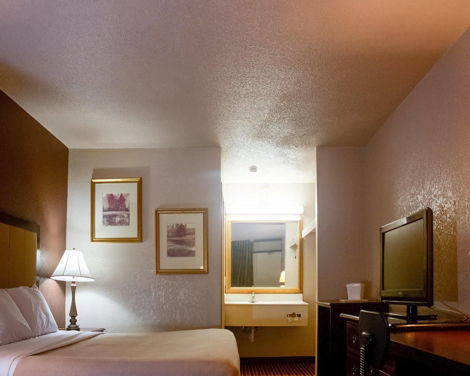 Rodeway Inn Kingsland Eksteriør billede